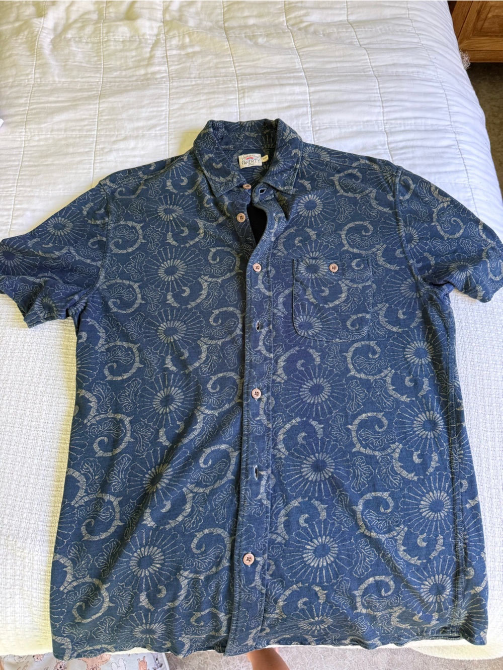 Faherty Navy Blue Floral Short-Sleeve Button-Down